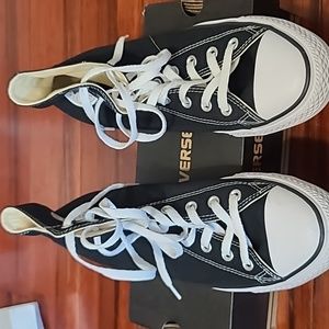 Black converse high tops